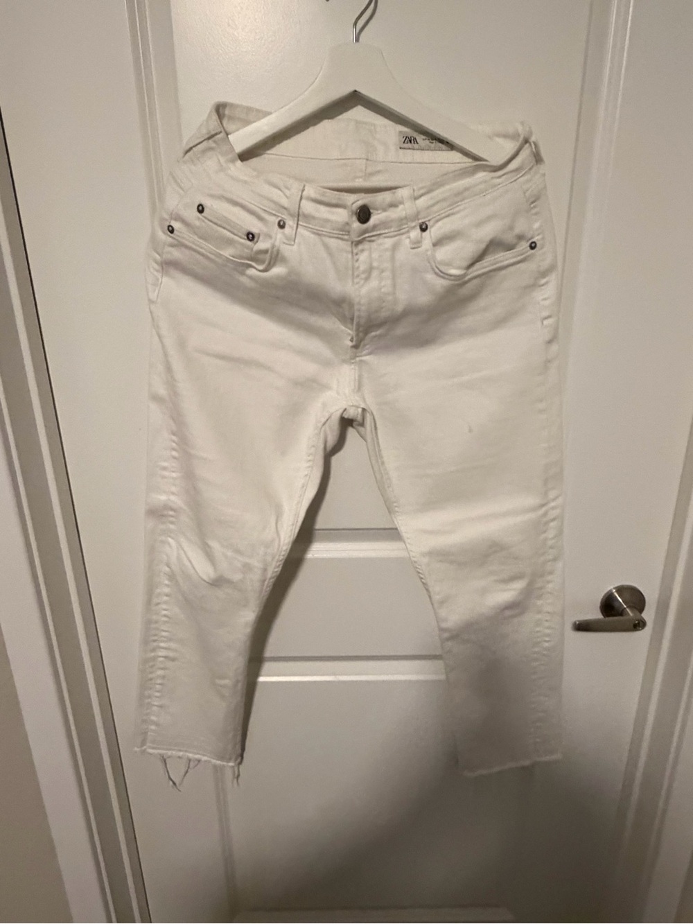 Zara Cream Cropped High-Rise Jeans